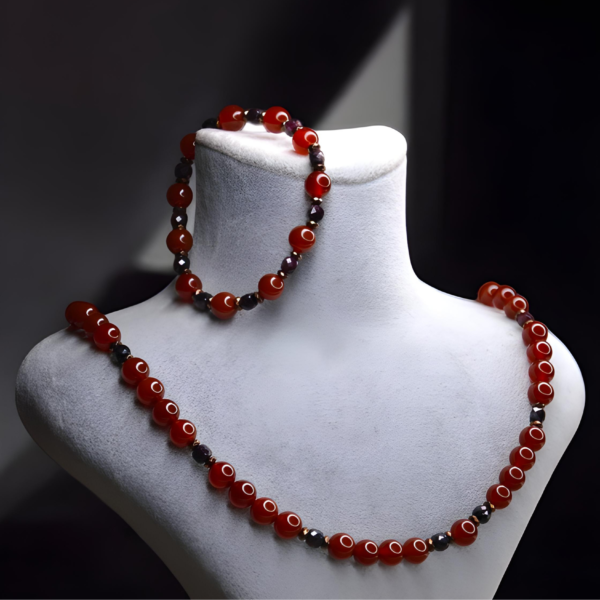 ÖZEL ÜRETİM DOĞALTAŞ AKİK-GARNET KOLYE BİLEKLİK TAKIMI - Görsel 2